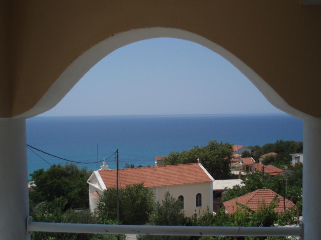Marinos Studios At Lourdata Village Buitenkant foto